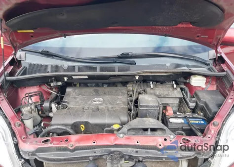 2011 Toyota Sienna Le V6 from USA, damaged, VIN 5TDKK3DC0BS018460